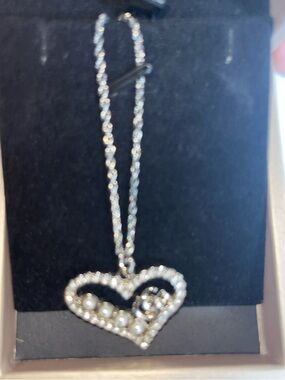 Silver Heart Pendant Necklace with Pearls